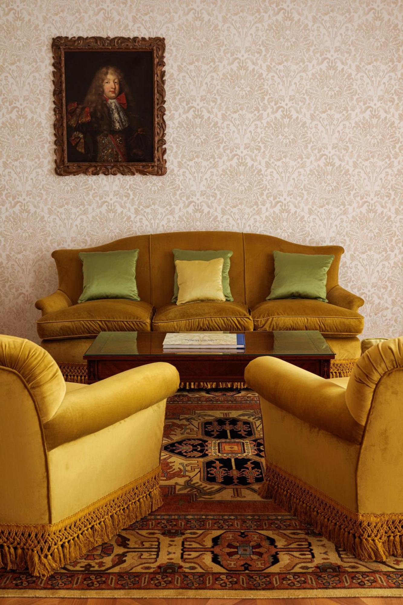 Grand Serbelloni - A Legendary Hotel